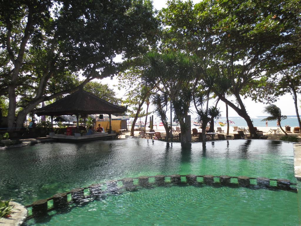 होटल Besakih Sanur (Bali)